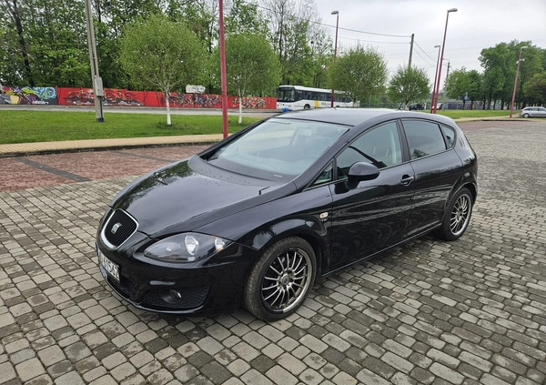 Seat Leon cena 24900 przebieg: 124000, rok produkcji 2009 z Czempiń małe 121